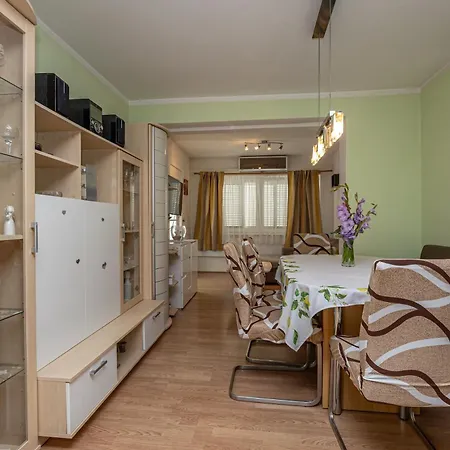 Navy Apartments Ядраново