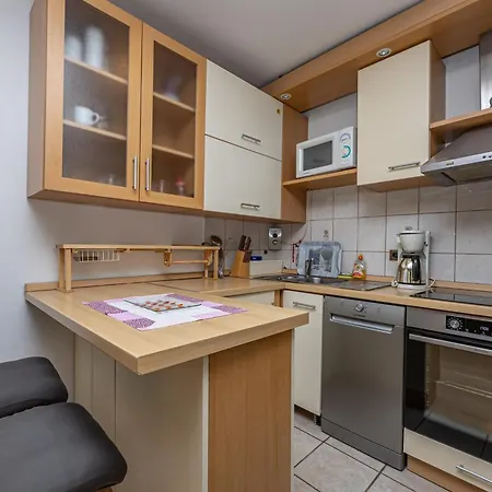 Апартаменты Navy Apartments