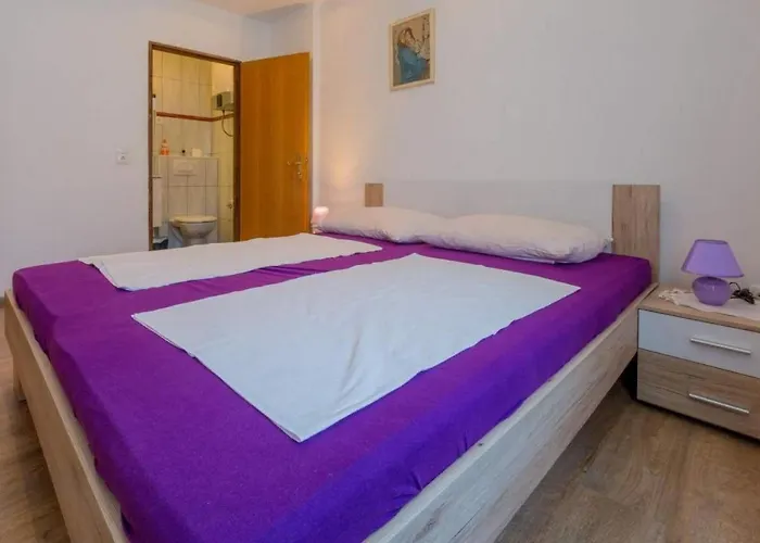 Navy Apartament